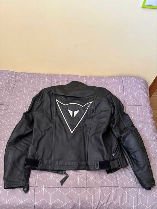 Casaco de Couro Dainese Original - Tamanho EUR 50 - Com Proteções - Bom Estado