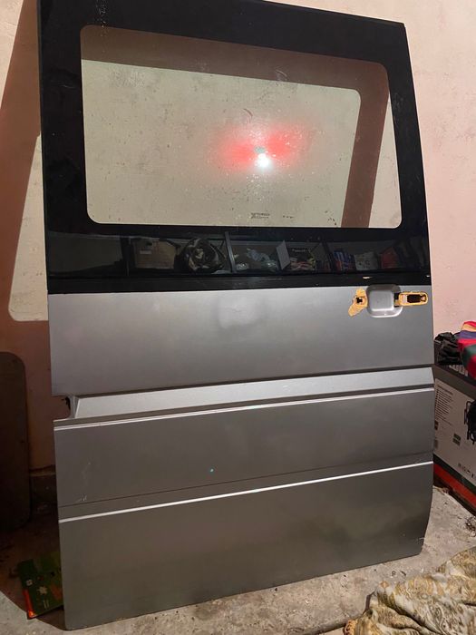 Бокові двері до Mercedes Sprinter/ LT