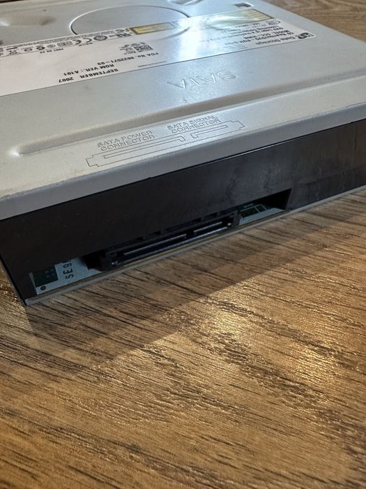 Nagrywarka DVD GCC-H30N