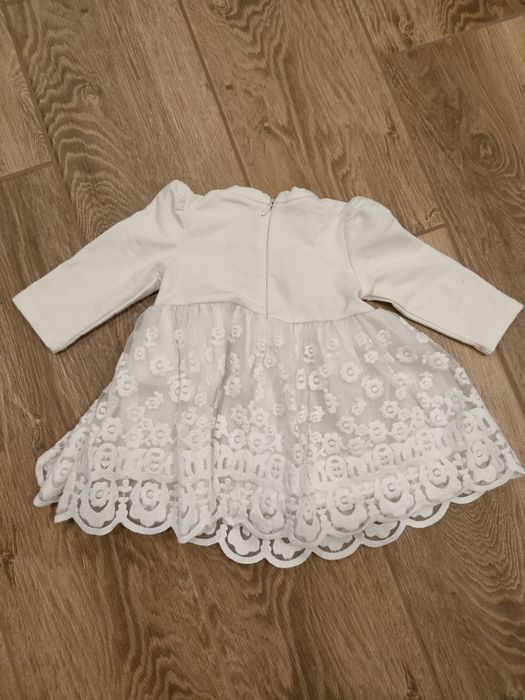 Sukienka, płaszczyk i buty do chrztu