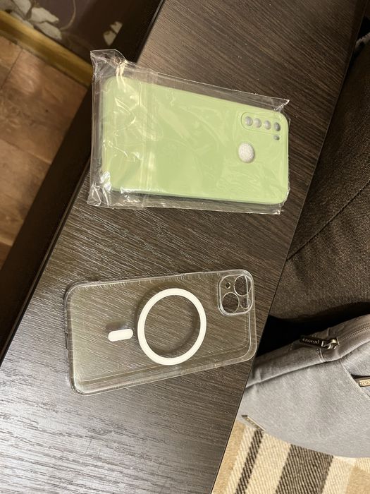 Чохол на телефон айфон 13 або редмі нот 8