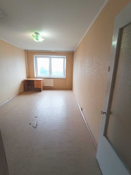 Продається квартира. М ДЕМІЇВСЬКА