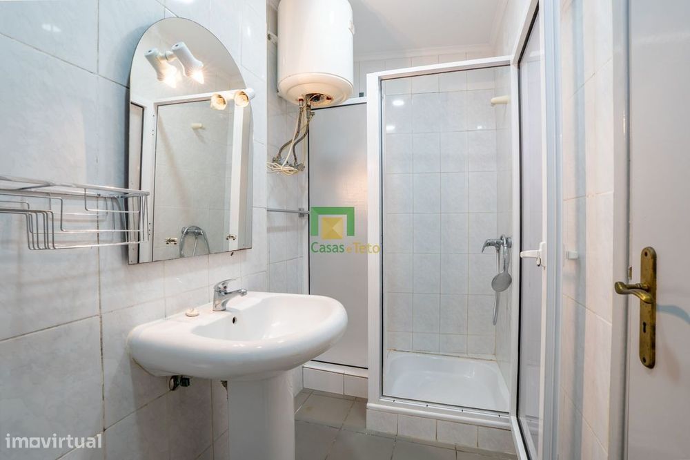 Apartamento T1 Santa Cruz