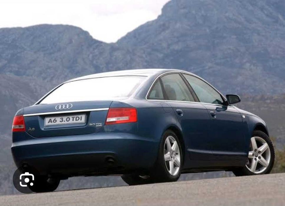 Audi a6 sedan z 2004 roku