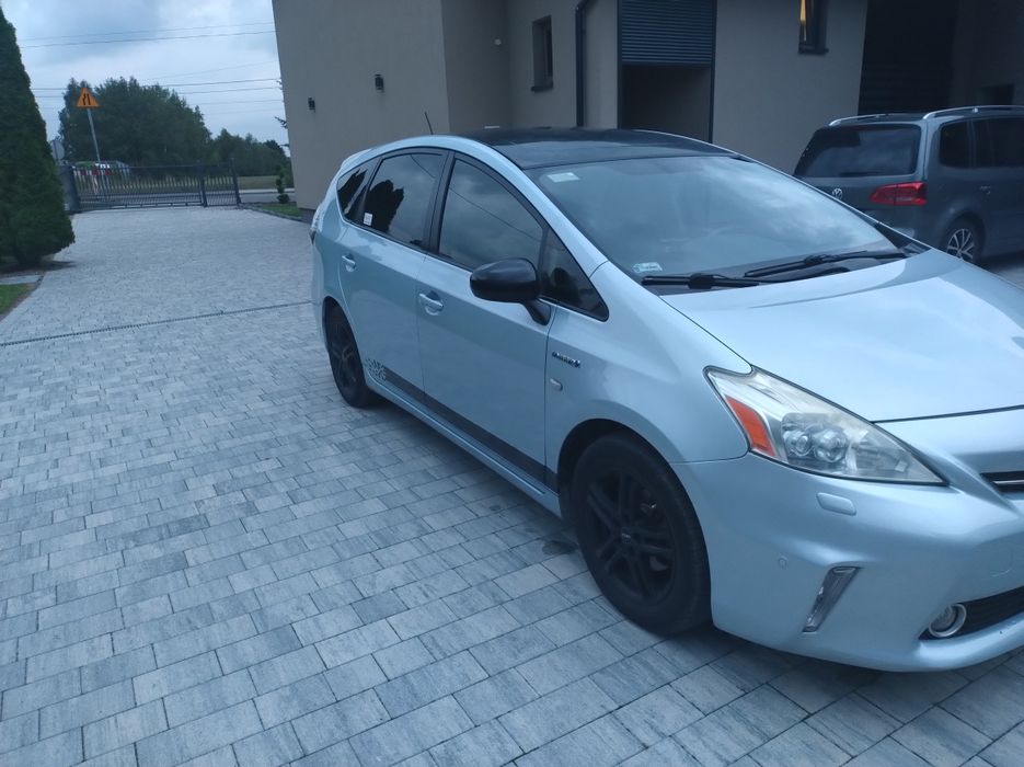 Prius + , prius V , skóry ,FULLED,panorama, JBL,radar, full opcja, LPG