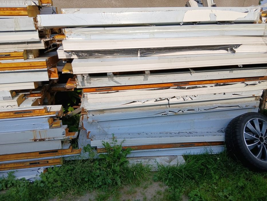 Płyty warstwowe Pianka pir ścinki 80-90m2