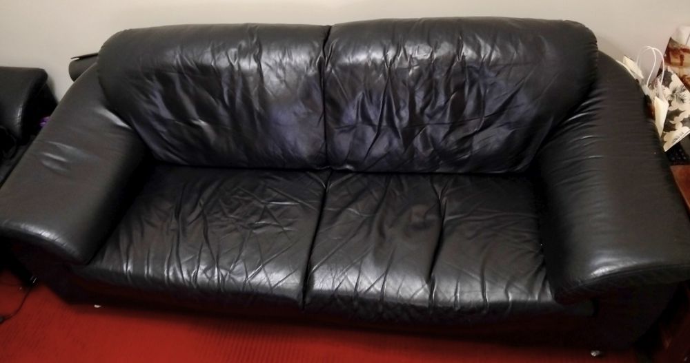 Sofà grande de origem Suiça