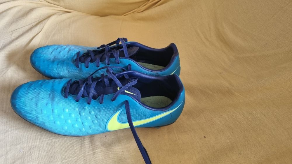 Chuteiras Nike Magista