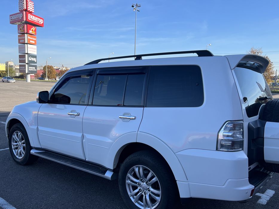 Mitsubishi Pajero wagon3.2 DIDт