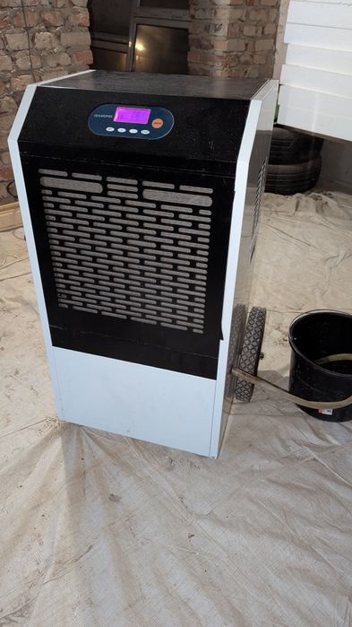 Осушувач повітря