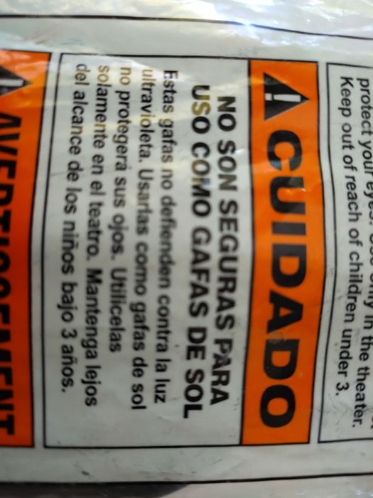 Óculos 3D.           .