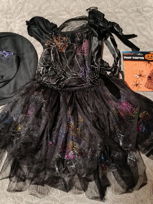 Костюм для хэллоуин. Ведьмочка, паучок.