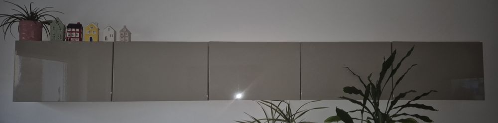 Małe szafki Ikea Besta