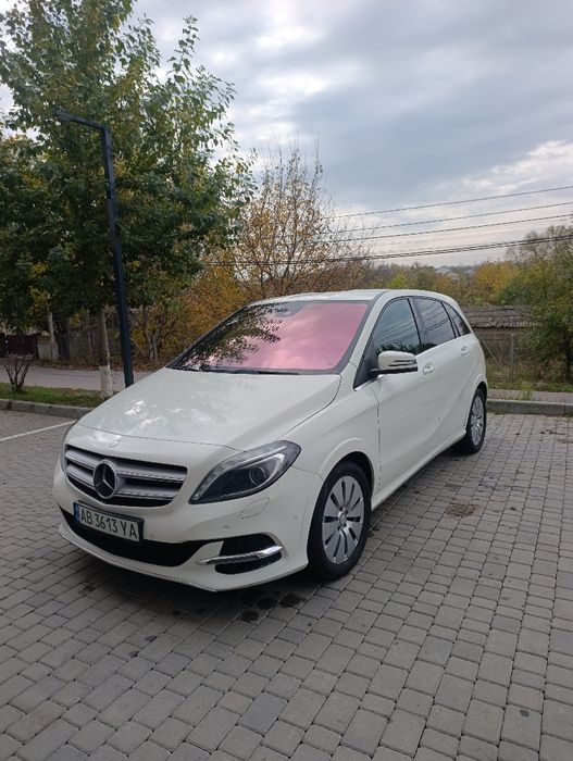 Мерседес B 250  електро