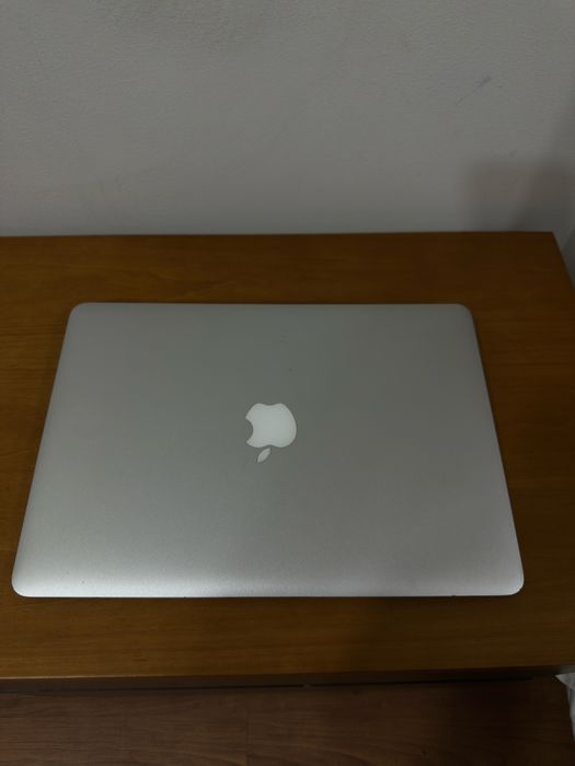 MacBook Air 13" (2017) – Excelente Estado e Pronto a Usar!