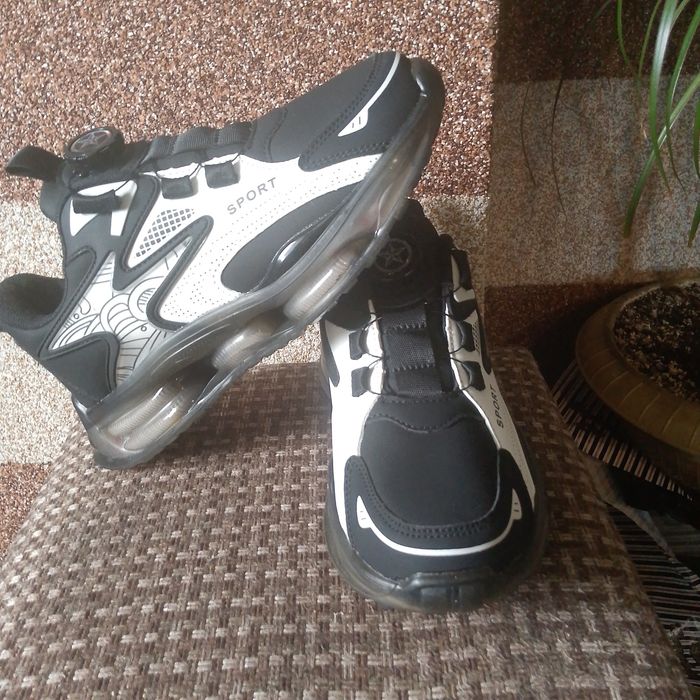 Продам взуття...