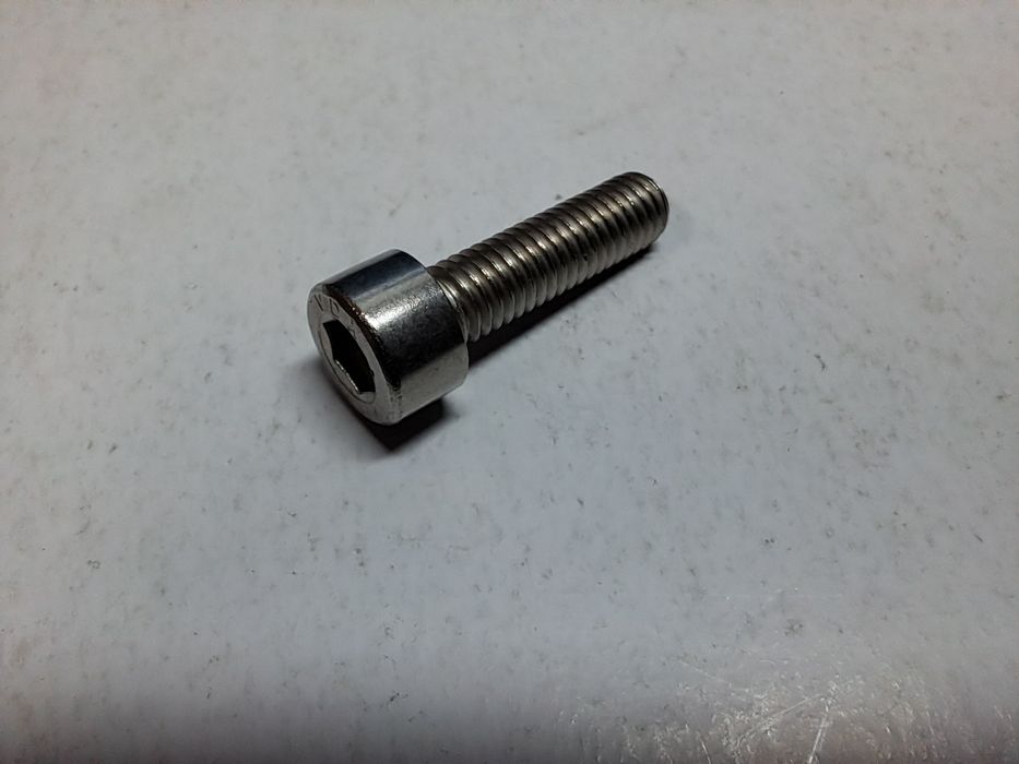 Parafusos INOX M5 x 18 80unidades