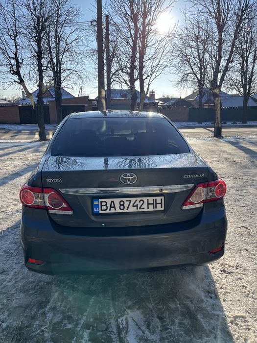 Продам Toyota corolla 2012
