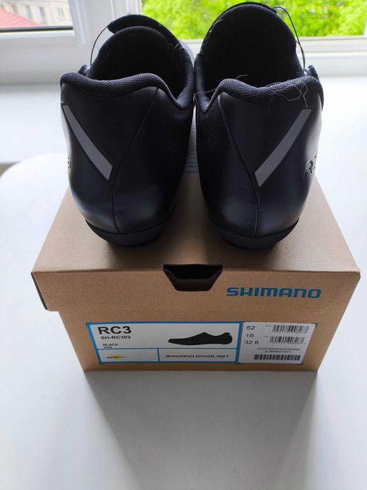 Buty rowerowe SHIMANO SH-RC302 Czarny (rozmiar 52)