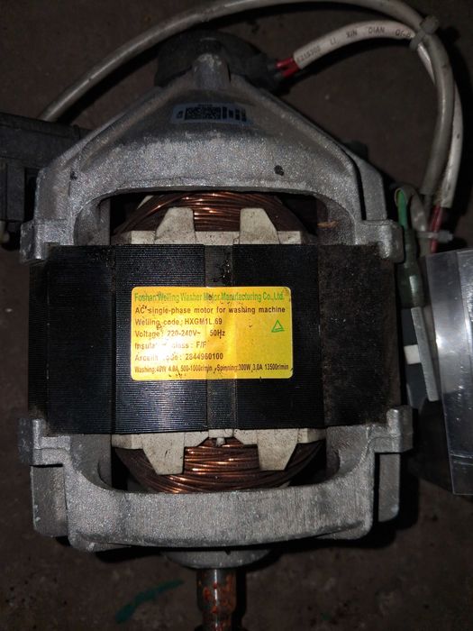 Двигун від пральної машини Beko