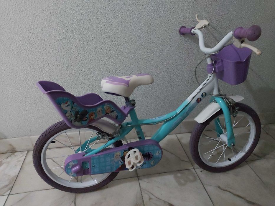 Bicicleta Infantil Frozen Aro 14 – Com Cadeira e Cesto – Em Bom Estado