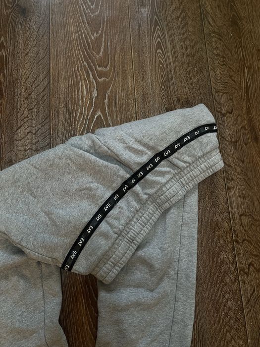 Спортивні штани EA7 Emporio Armani / Чоловічі сірі джогери Армані оригінал