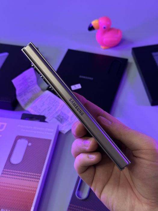 читай опис Samsung Fold 6 Україна НОВИЙ