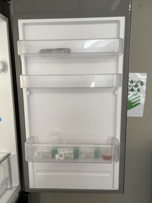 frigorifico com arca Indesit como NOVO