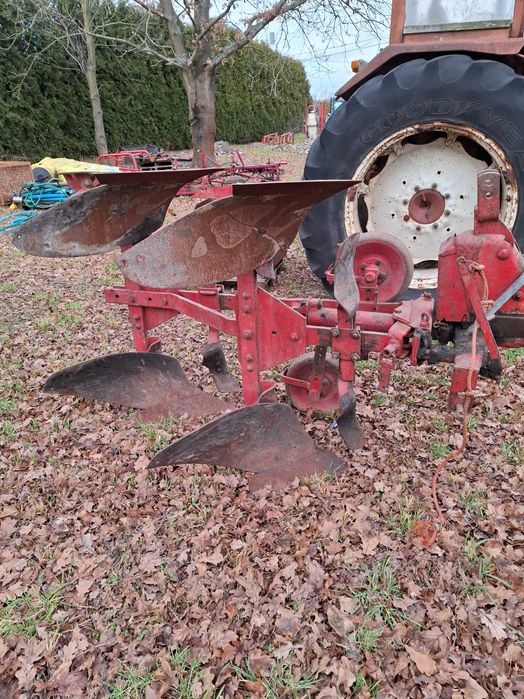 Pług 2 skibowy obrotowy