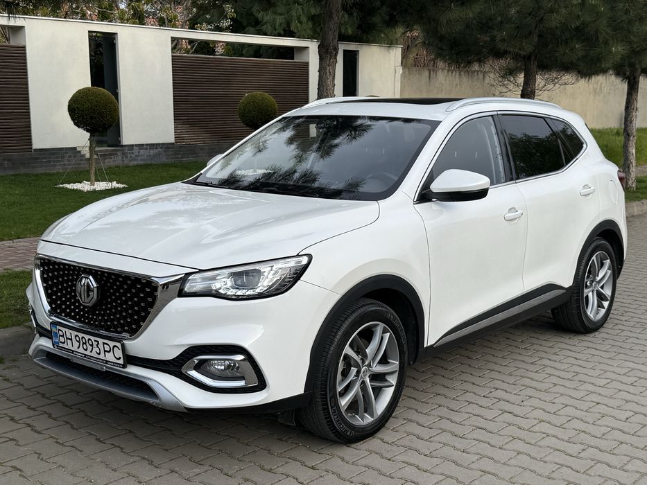 MG HS 2021г 1.5 бензин автомат