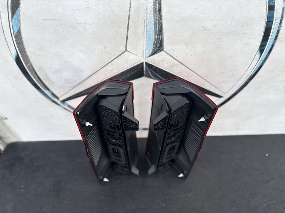 Задні стопи ліхтарі лед LED Спринтер Sprinter W907 W910