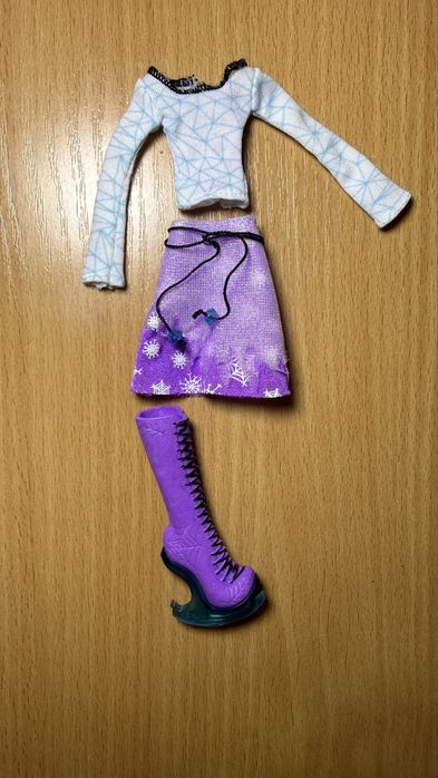 Фешн-пек Лагуни та Еббі монстер хай