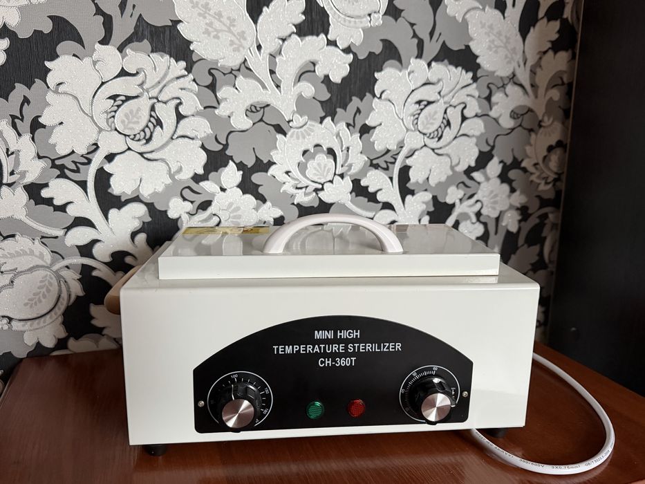 Сухожар для інструментів