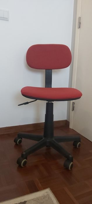 2 Cadeiras giratoria com rodas