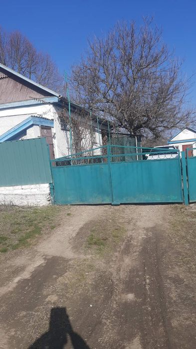 Продам будинок зі всіма зручностями м.Липняжка Новоукраїнсь