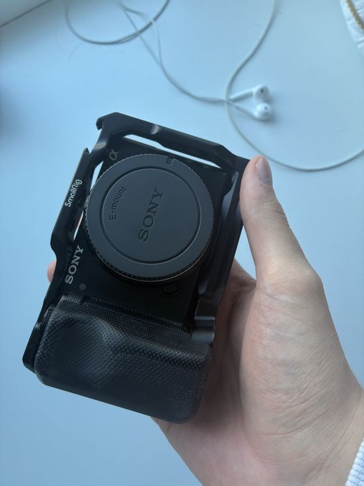 Продам камеру Sony ZV-E10 с кучей аксессуаров