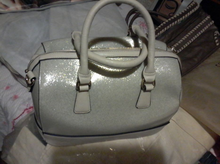 Mala baú tipo Furla Nova - 10 € - Entrega imediata Lisboa
