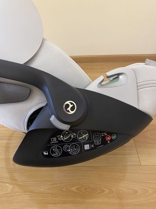 Автокрісло Автокрісло Cybex Cloud T i-Size (Plus Platinum White)