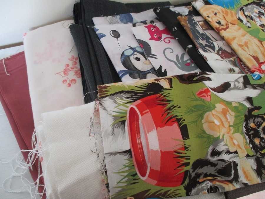 Um quilo de tecidos variados