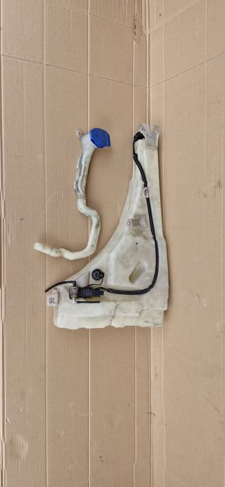 Reservatorio/depósito limpa vidros VW Touareg 2003/2010.