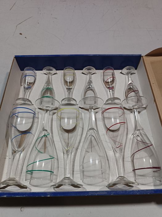 Сервіз із бережанського скла.