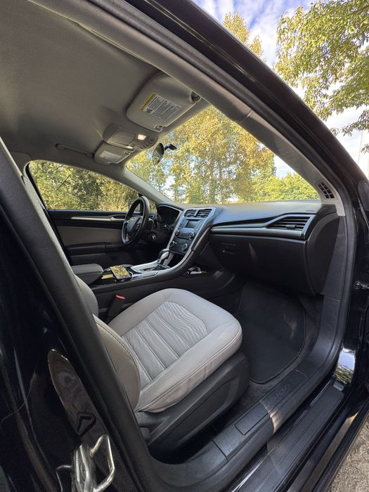 Ford Fusion 2016