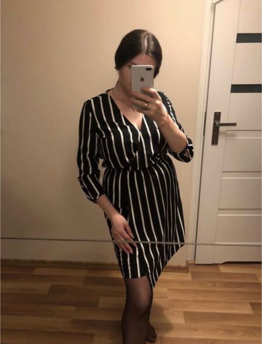 Жіноче гарне плаття