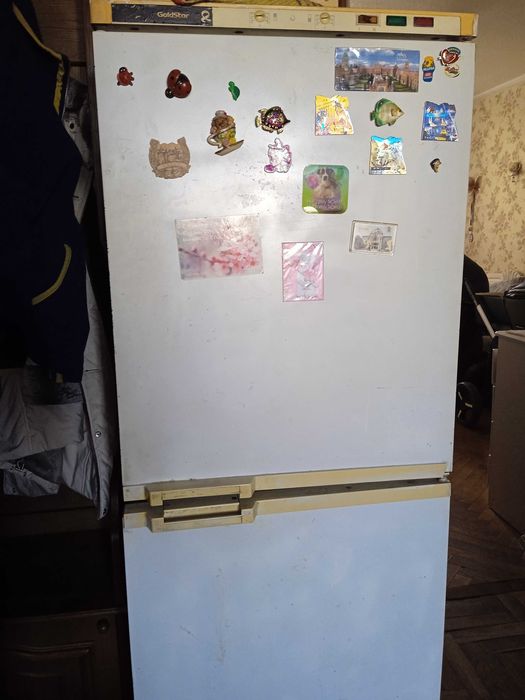 Продам холодильник