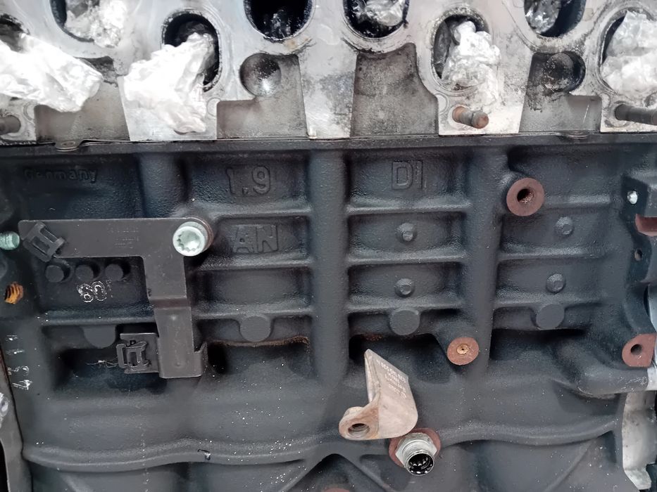 Motor completo VOLKSWAGEN Golf IV (1J1)