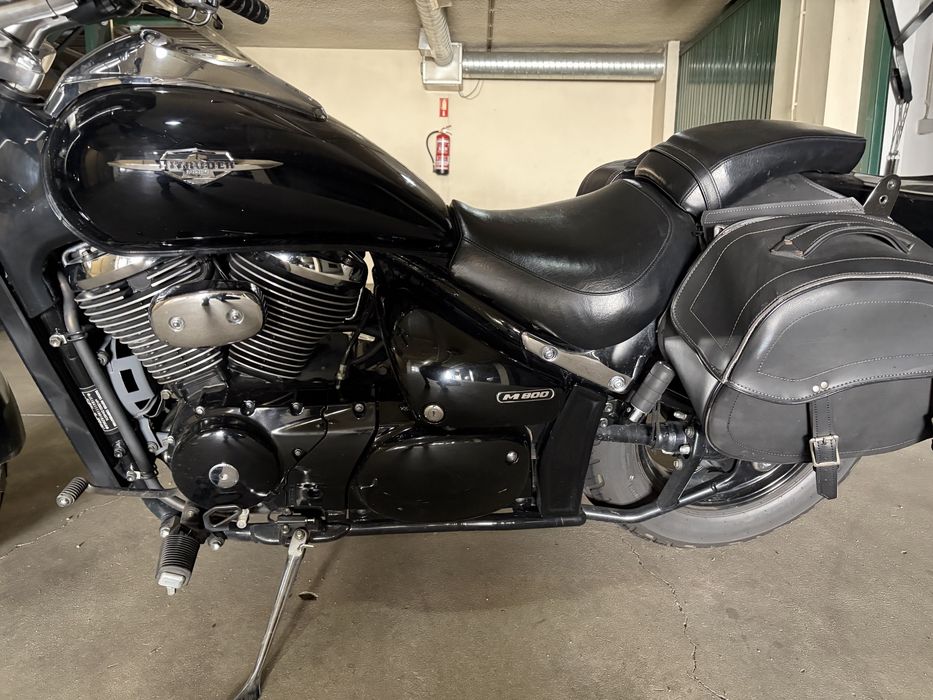 Suzuki intruder m800