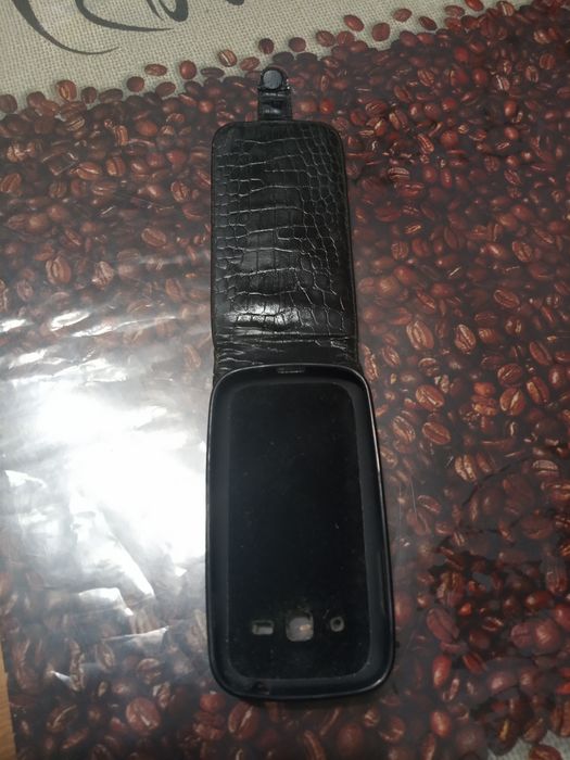 Чехол для мобильного телефона 6*11 см. на магнитной кнопке