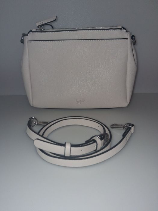 Mala de Ombro de Senhora Parfois