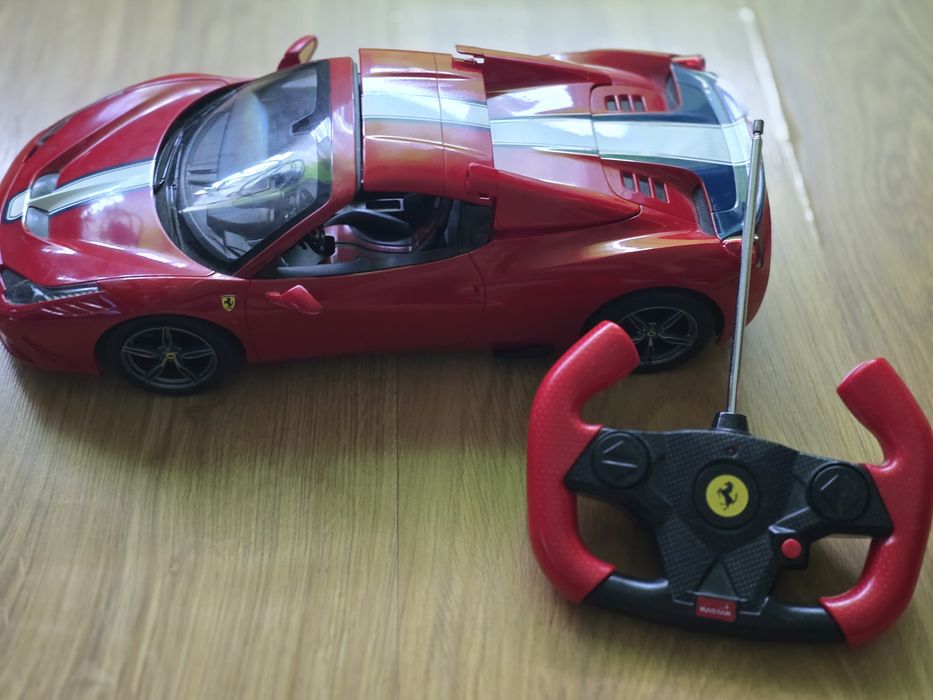 Samochód zdalnie sterowany Ferrari skala 1/14  Rastar