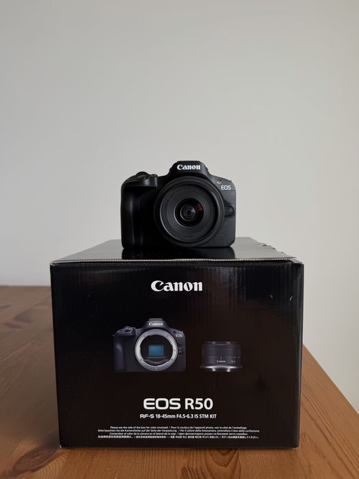 Canon EOS R50 + 18-45mm + RF 50mm f/1.8 + akcesoria